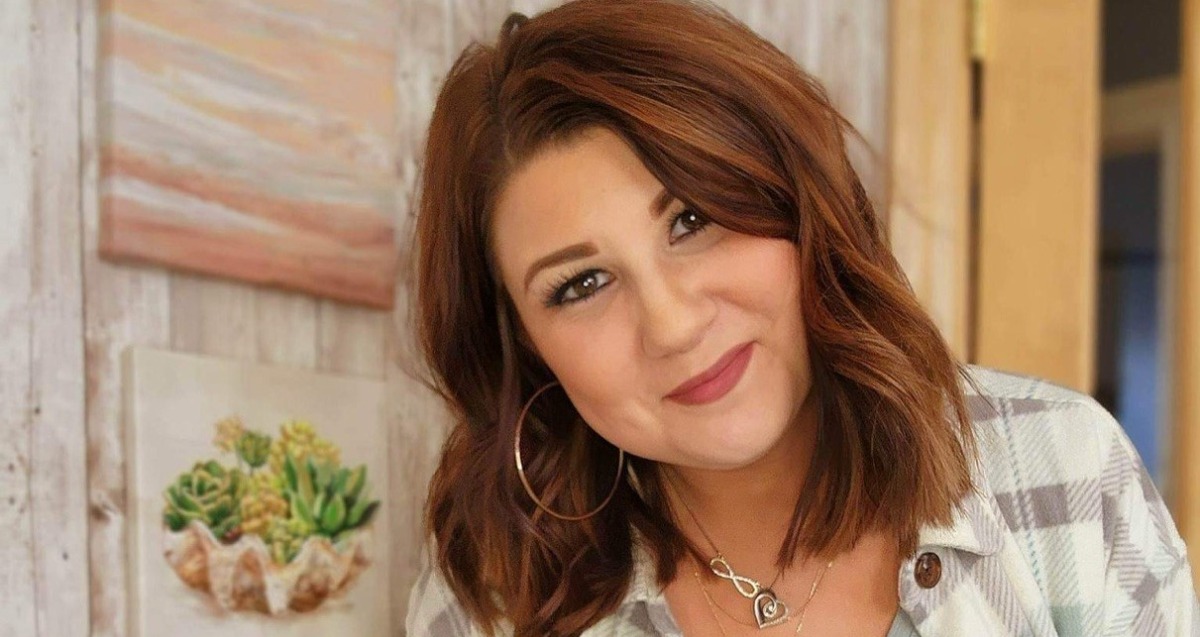 Curcha Hawkins – Published Author